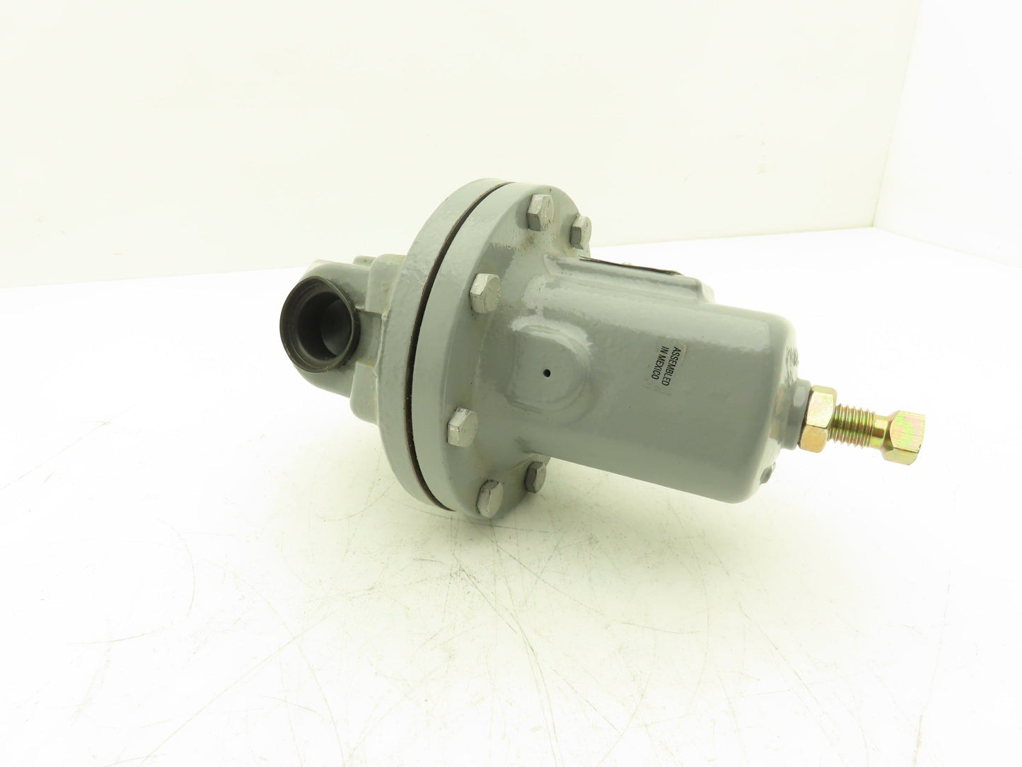 Fisher MR95H Regulator 250 psi 1" NPT 300°F