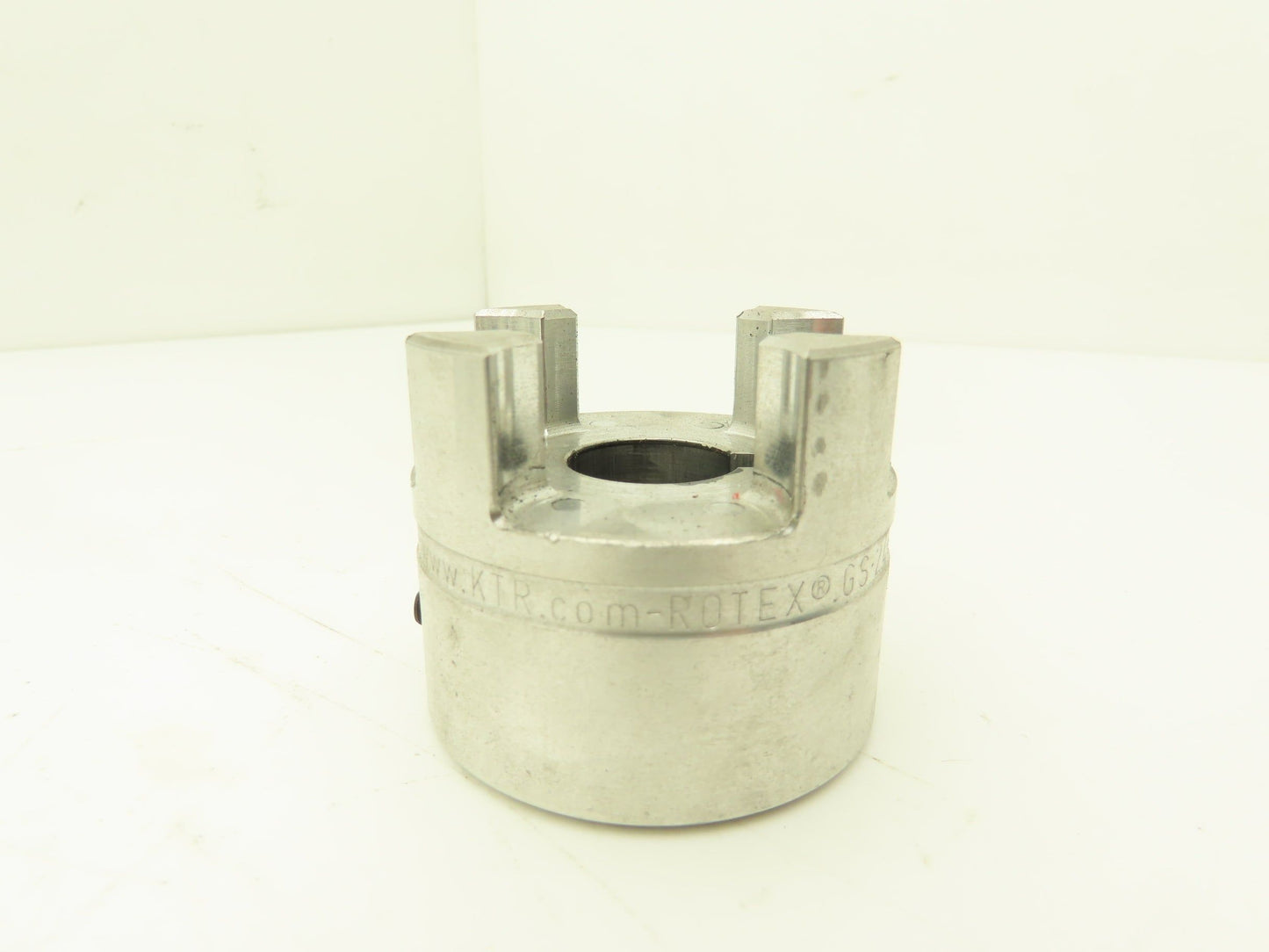 KTR GS 24 Rotex Coupling Half 20mm Bore Lot of 13