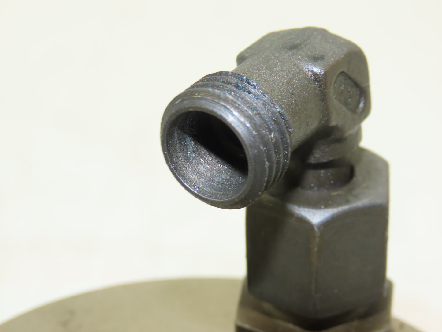 Herion 40117.19 Workholding Cylinder 100 Bar 15mm Stroke M75-2.0 Thread