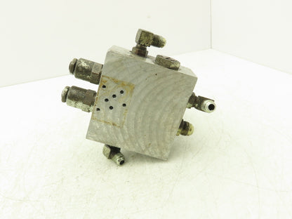 GRH 01-143-047 Hydraulic Gear Pump 2-Bolt w/Manifold Base