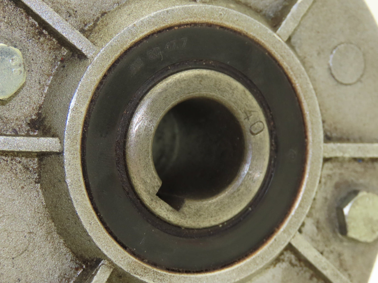 STM RMI 40 I Worm Gearbox 40:1 Reducer 0.29Hp 412rpm IEC 63