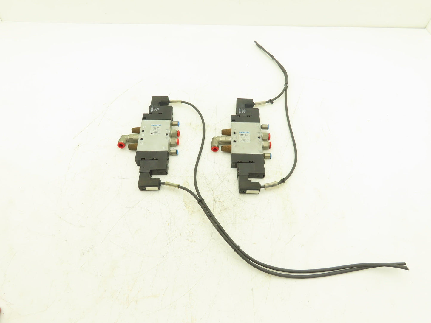Festo CPE18-M1H-5JS-1/4 5/2 Double Solenoid Valve 1500 l/min Lot of 2