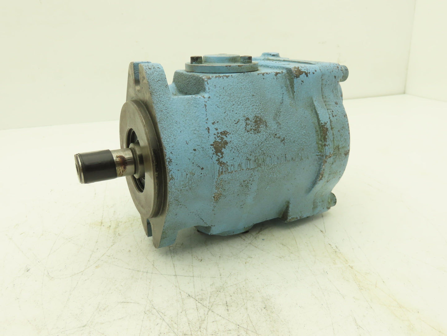 Hagglunds Denison PV6-2R1B-C Piston Pump 6GPM .88 in³/rev 3500psi 3000rpm Max