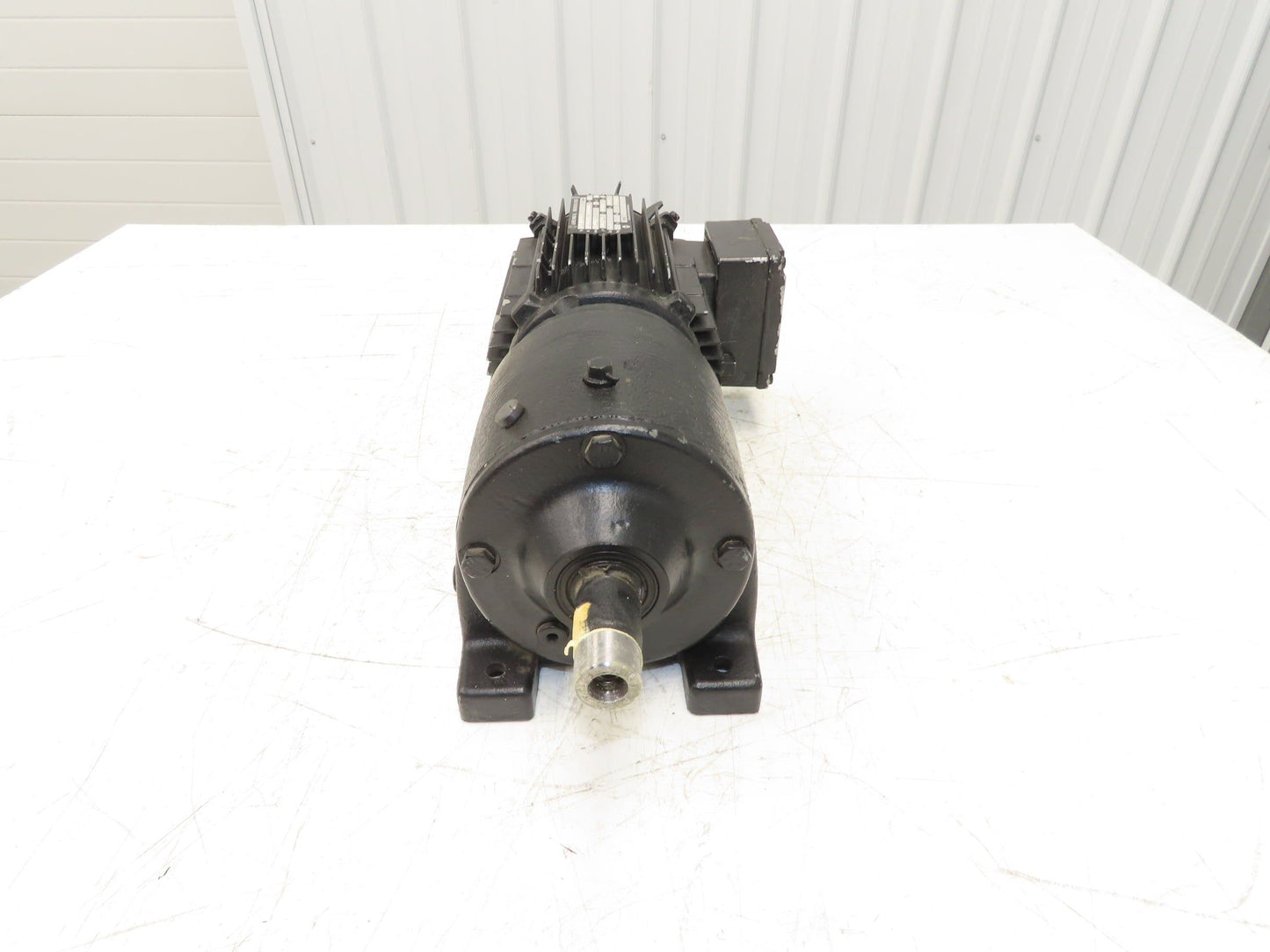 Alfred Imhof R40DT80N2 Inline Gearmotor 20.12 Reducer 134rpm 1.1kw 220/380V 3PH