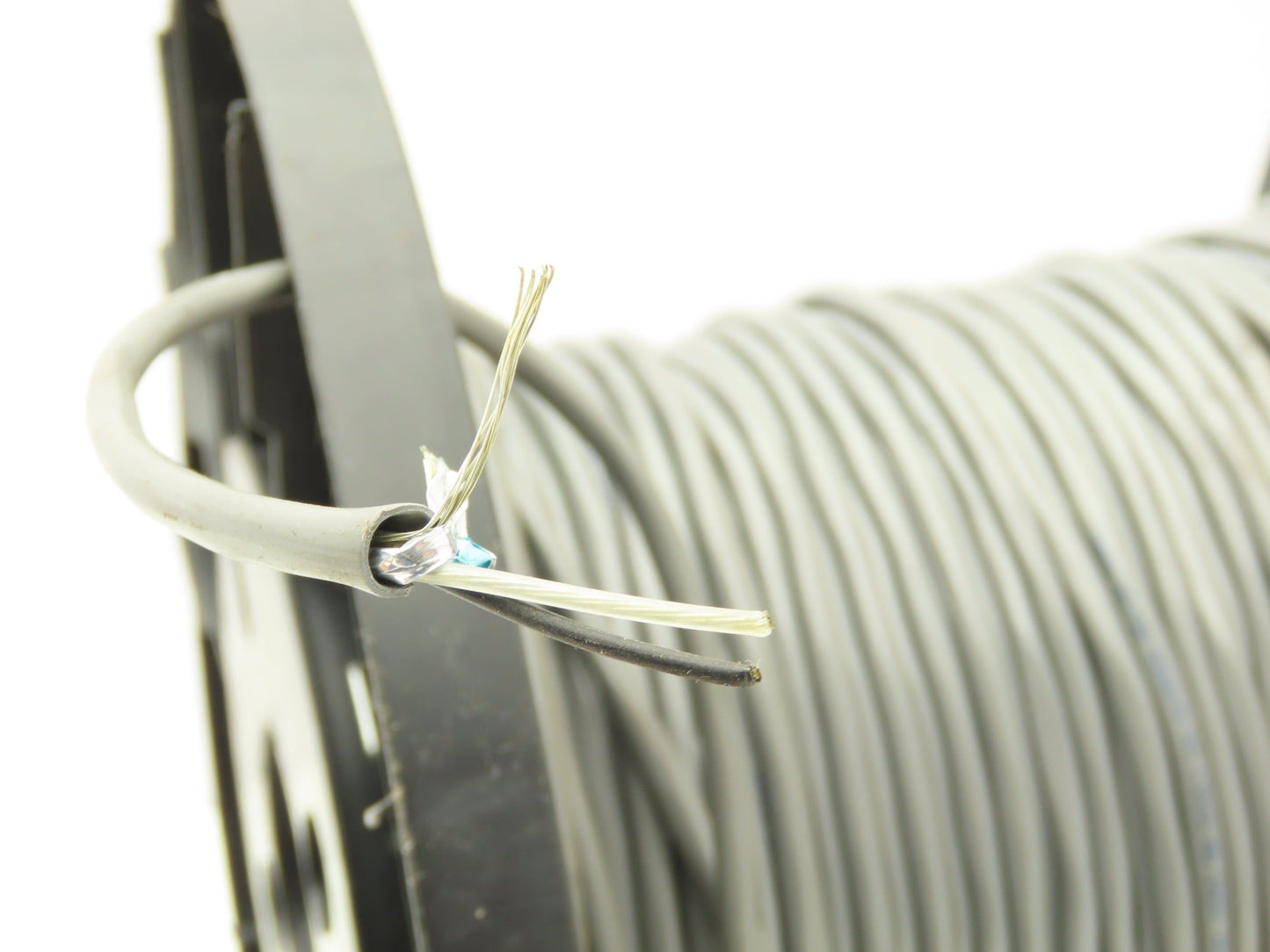 Belden 8761 060 Wire Spool 22AWG 225' 1 Pair Twisted Gray Cable 300V