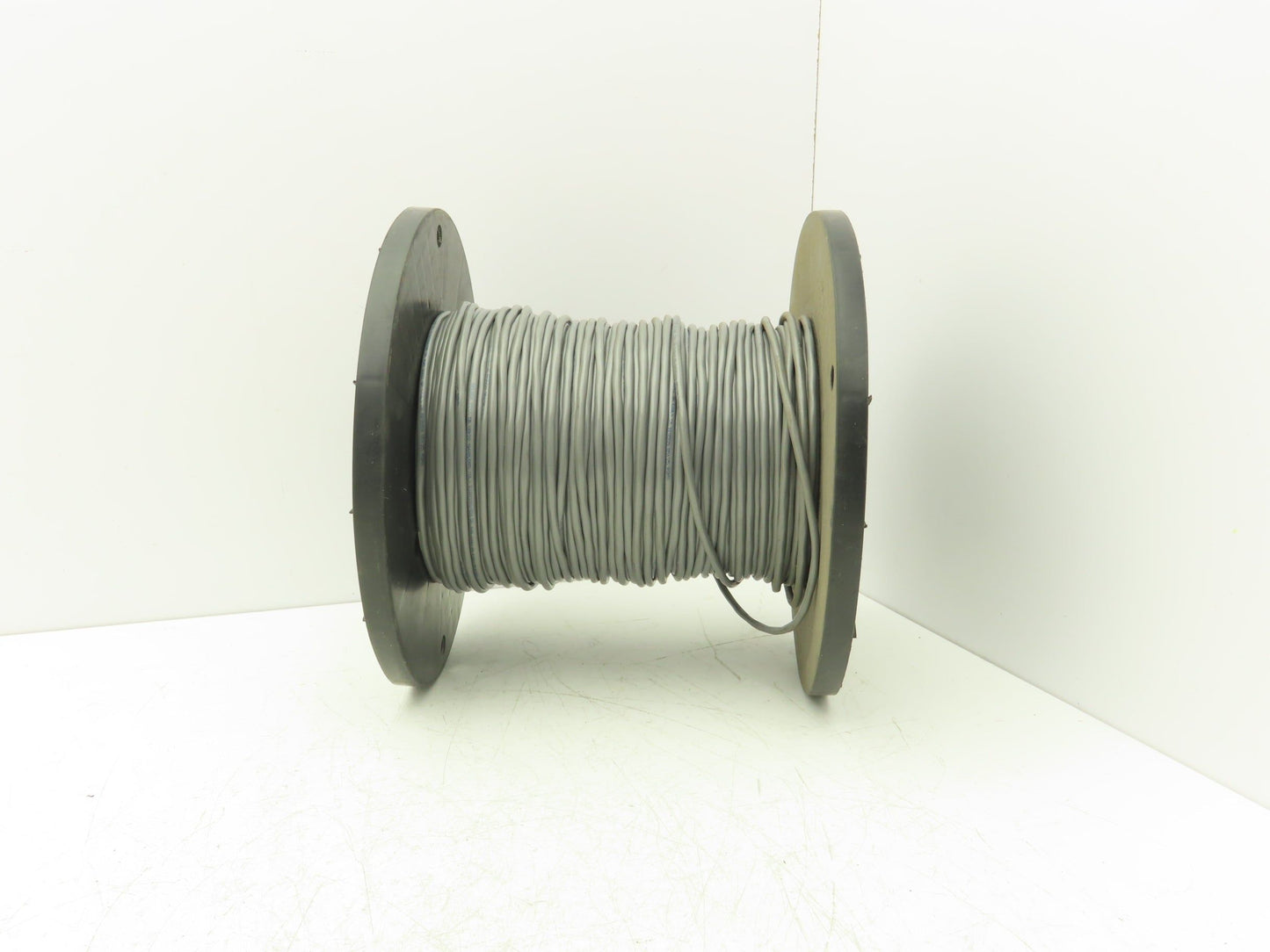 Belden 8761 060 Wire Spool 22AWG 225' 1 Pair Twisted Gray Cable 300V