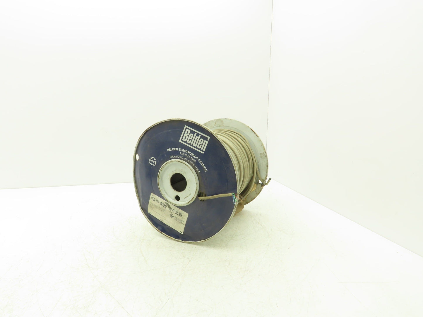 Belden 1752A F2V Wire Spool 24AWG 750' 8 Conductor Gray Cable 300V