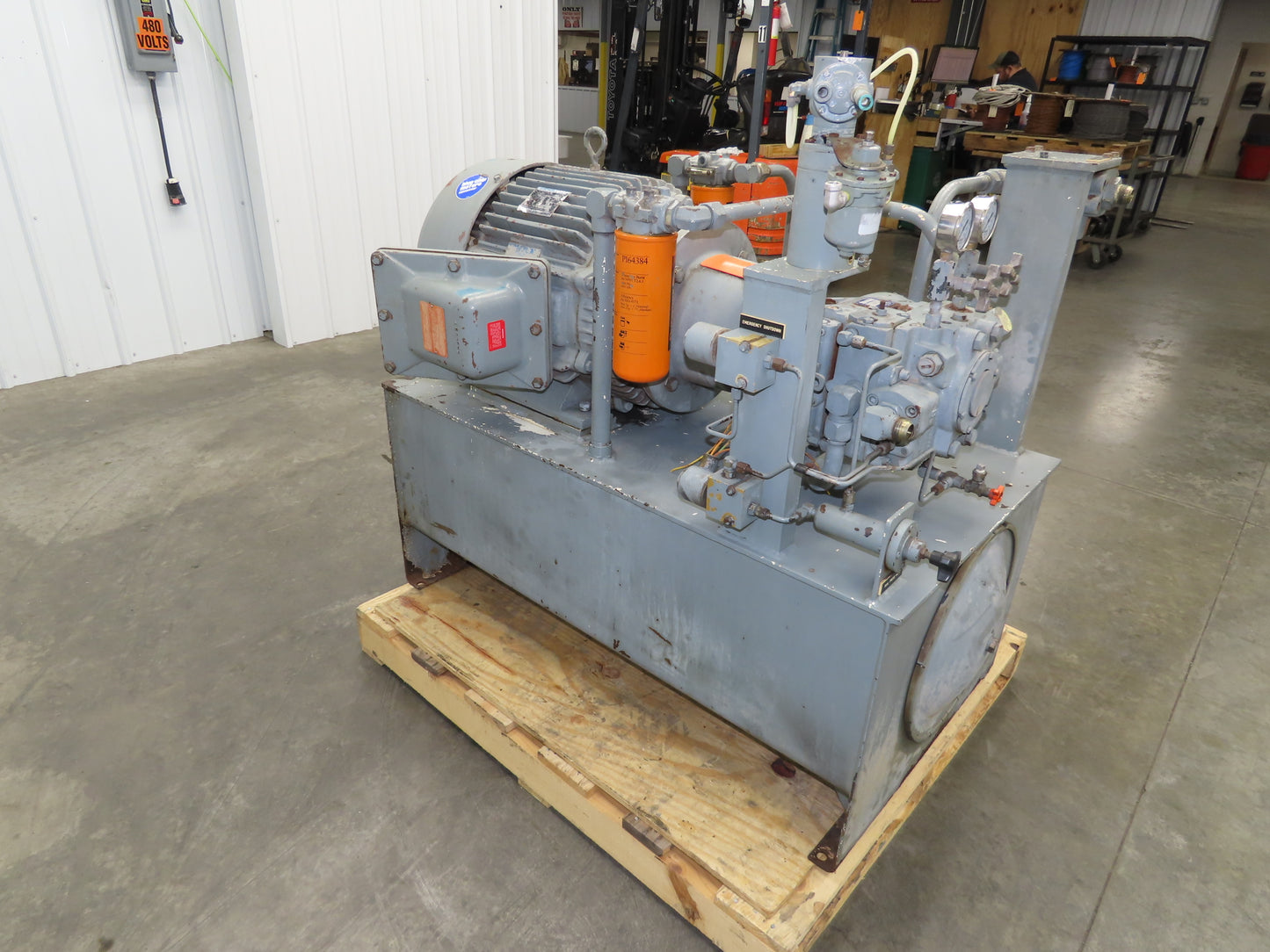 Sauer Danfoss 90R100 Hydraulic Piston Pump Unit 60 Gal 87 GPM 6000 PSI 40 Hp