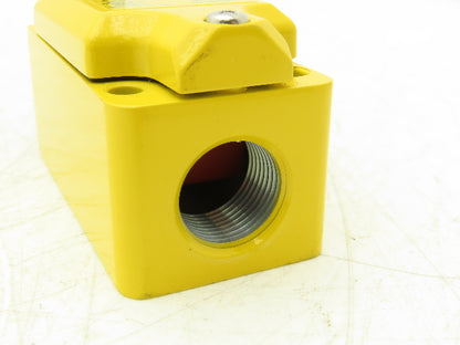 Sick i110-RA313 Safety Limit Switch Roller Arm 3N/C 1N/O