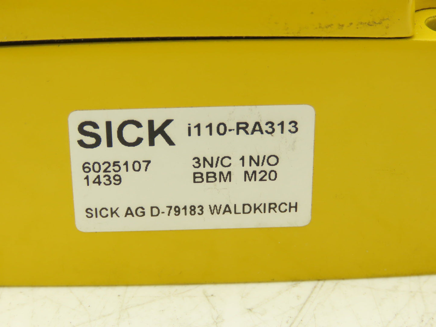Sick i110-RA313 Safety Limit Switch Roller Arm 3N/C 1N/O