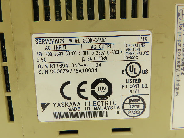 Yaskawa SGDM-04ADA ServoPack Servo Drive 1Ph 230V In 0.4kW 230V 2.8A 300Hz Out