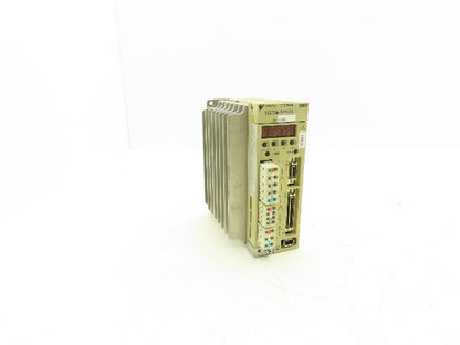 Yaskawa SGDM-04ADA ServoPack Servo Drive 1Ph 230V In 0.4kW 230V 2.8A 300Hz Out
