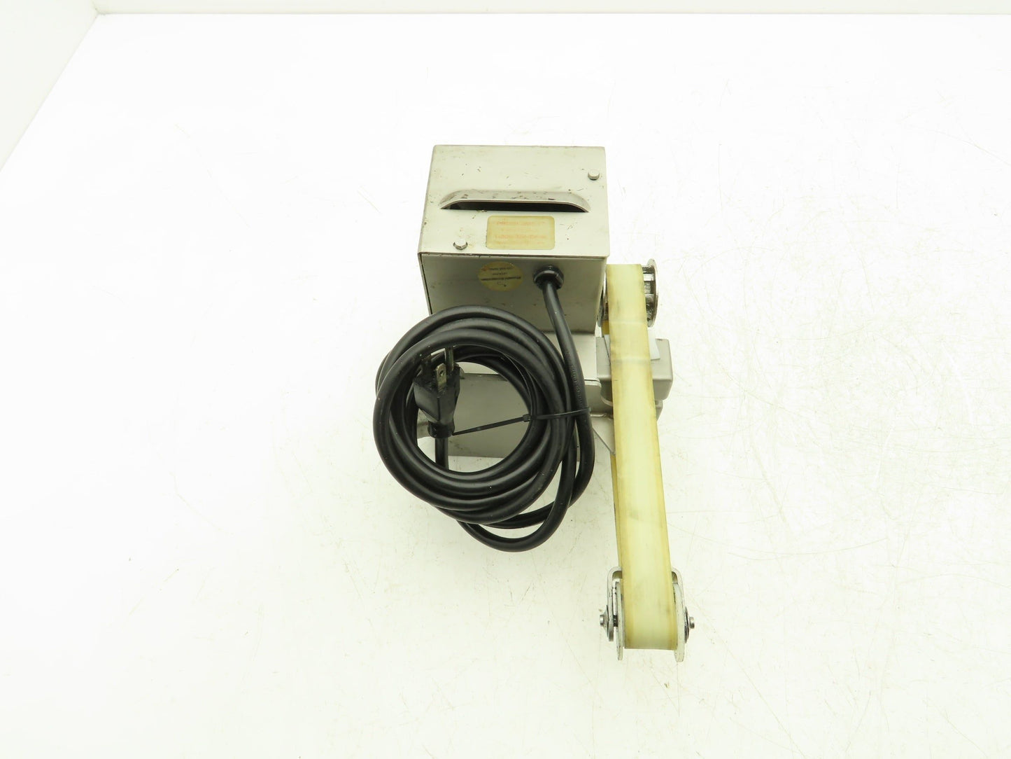 Abanaki SMMS1-06 Mighty Mini Belt Oil Skimmer w/Timer 1gph 6" Reach 115V