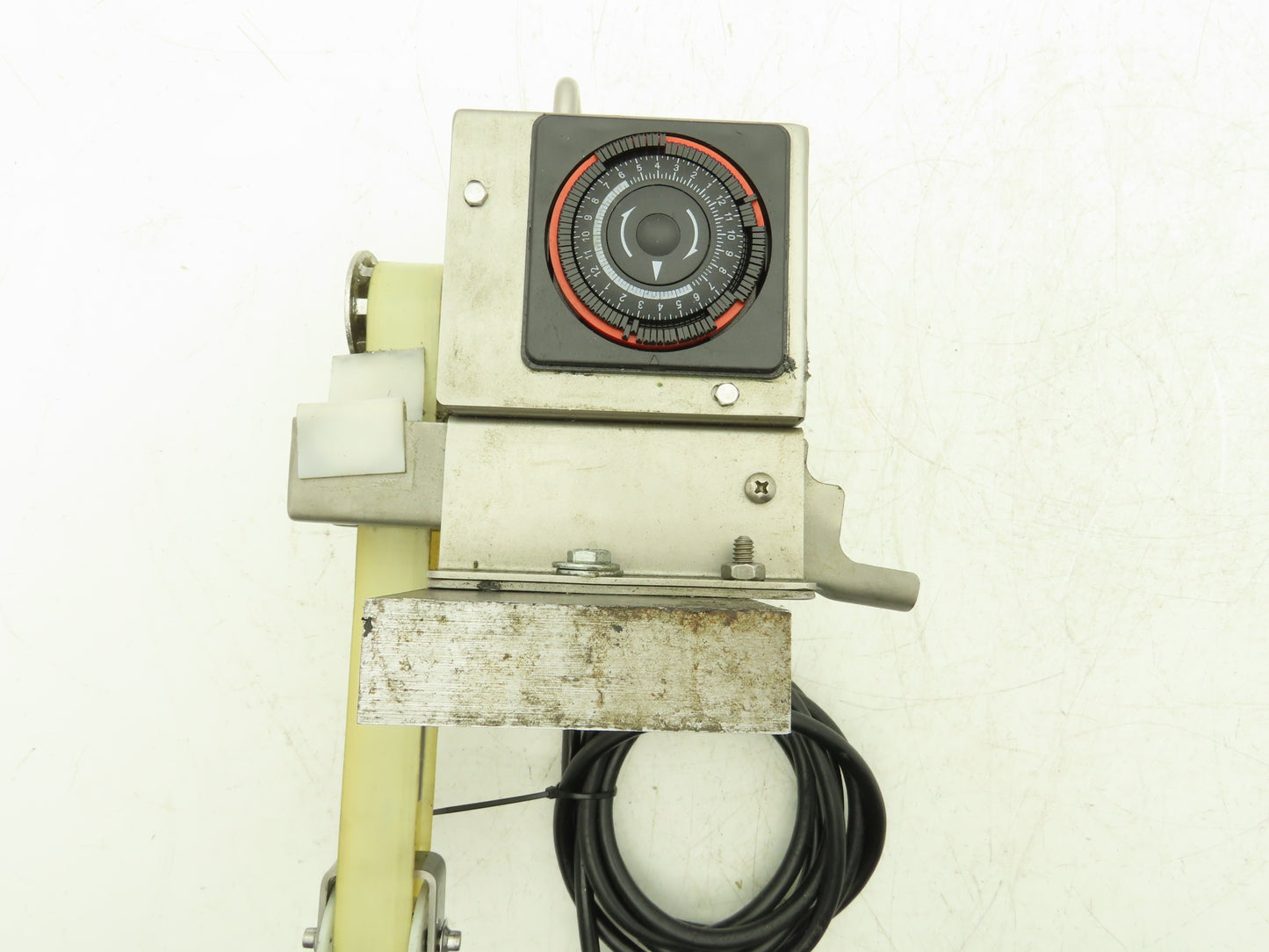 Abanaki SMMS1-06 Mighty Mini Belt Oil Skimmer w/Timer 1gph 6" Reach 115V