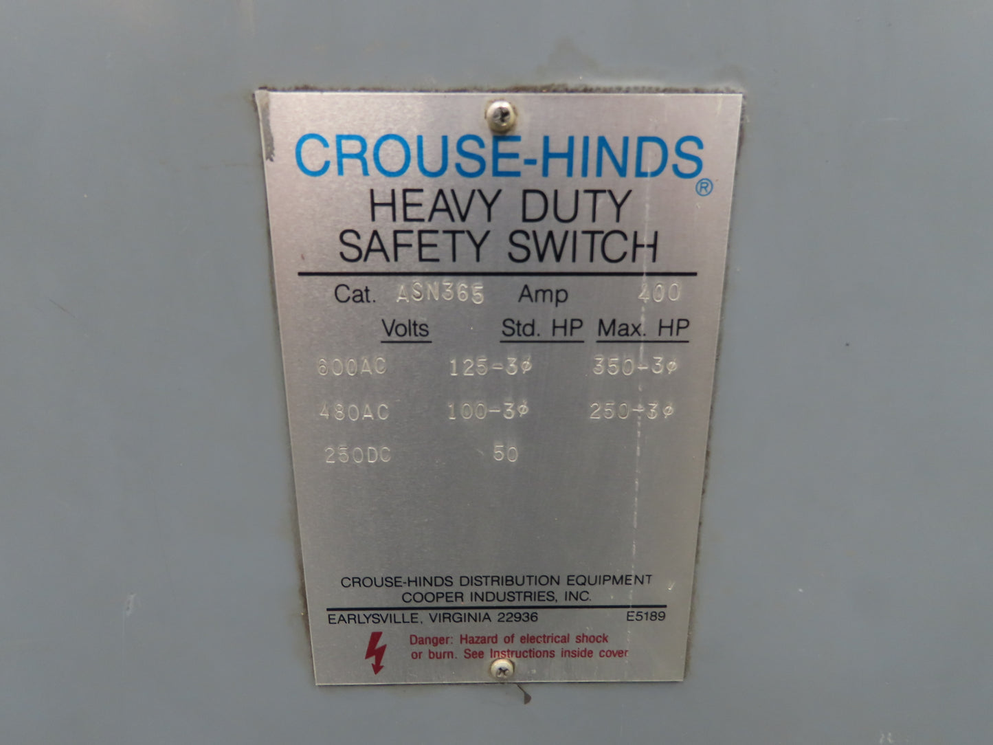 Crouse Hinds Co ASN365 Heavy Duty Safety Disconnect Switch 400A 600V Fused 250HP