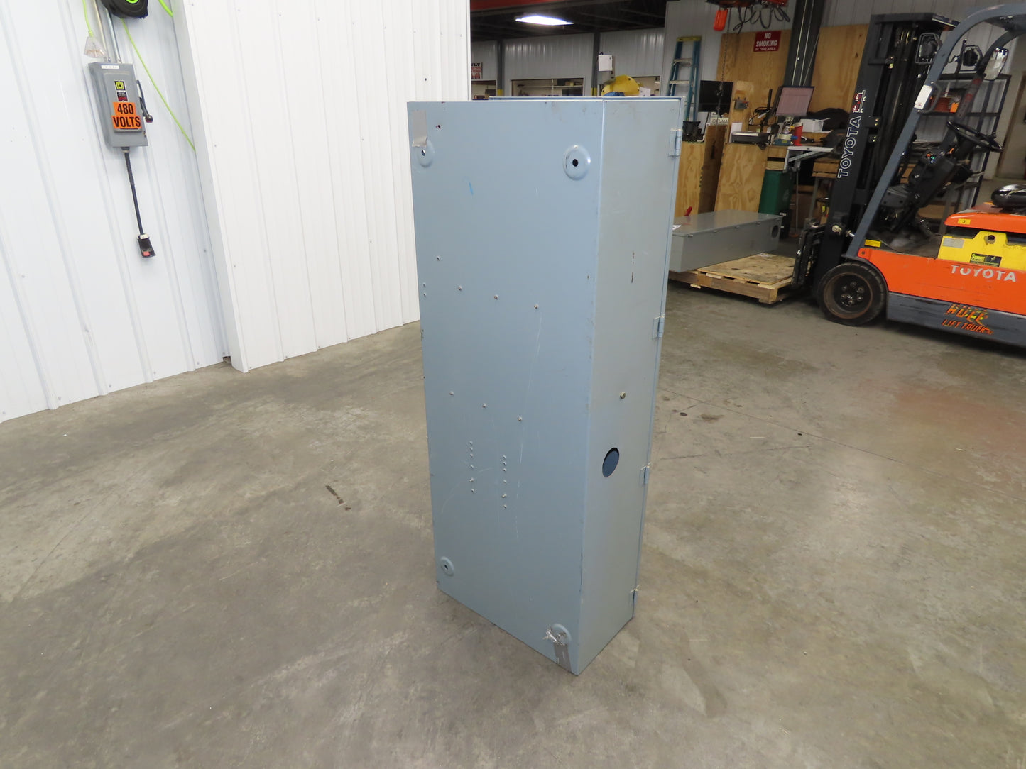 Crouse Hinds Co ASN365 Heavy Duty Safety Disconnect Switch 400A 600V Fused 250HP