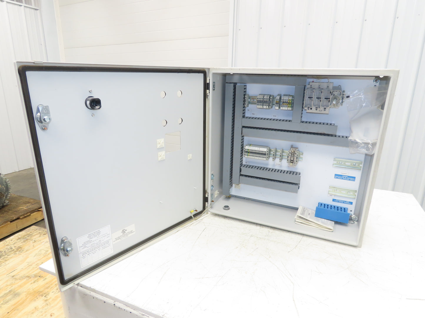 Hoffman CSD242410 Electrical Enclosure 24x24x10" Wall Mount Concept Backplate