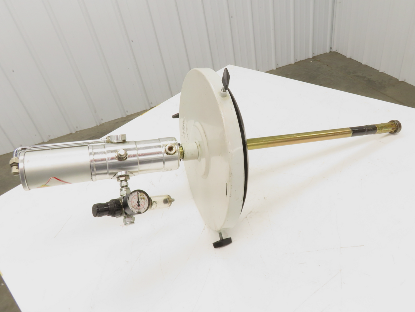 Raasm 63074-55 Pneumatic Grease Pump 120Lb Drum 65:1 w/Lid & Follower