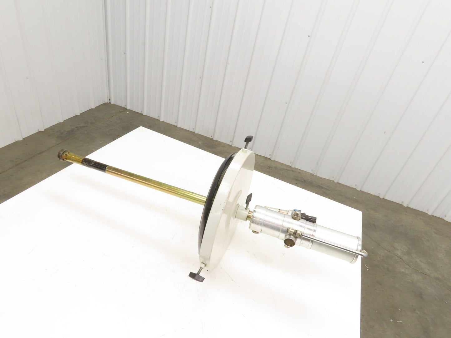 Raasm 63074-55 Pneumatic Grease Pump 120Lb Drum 65:1 w/Lid & Follower