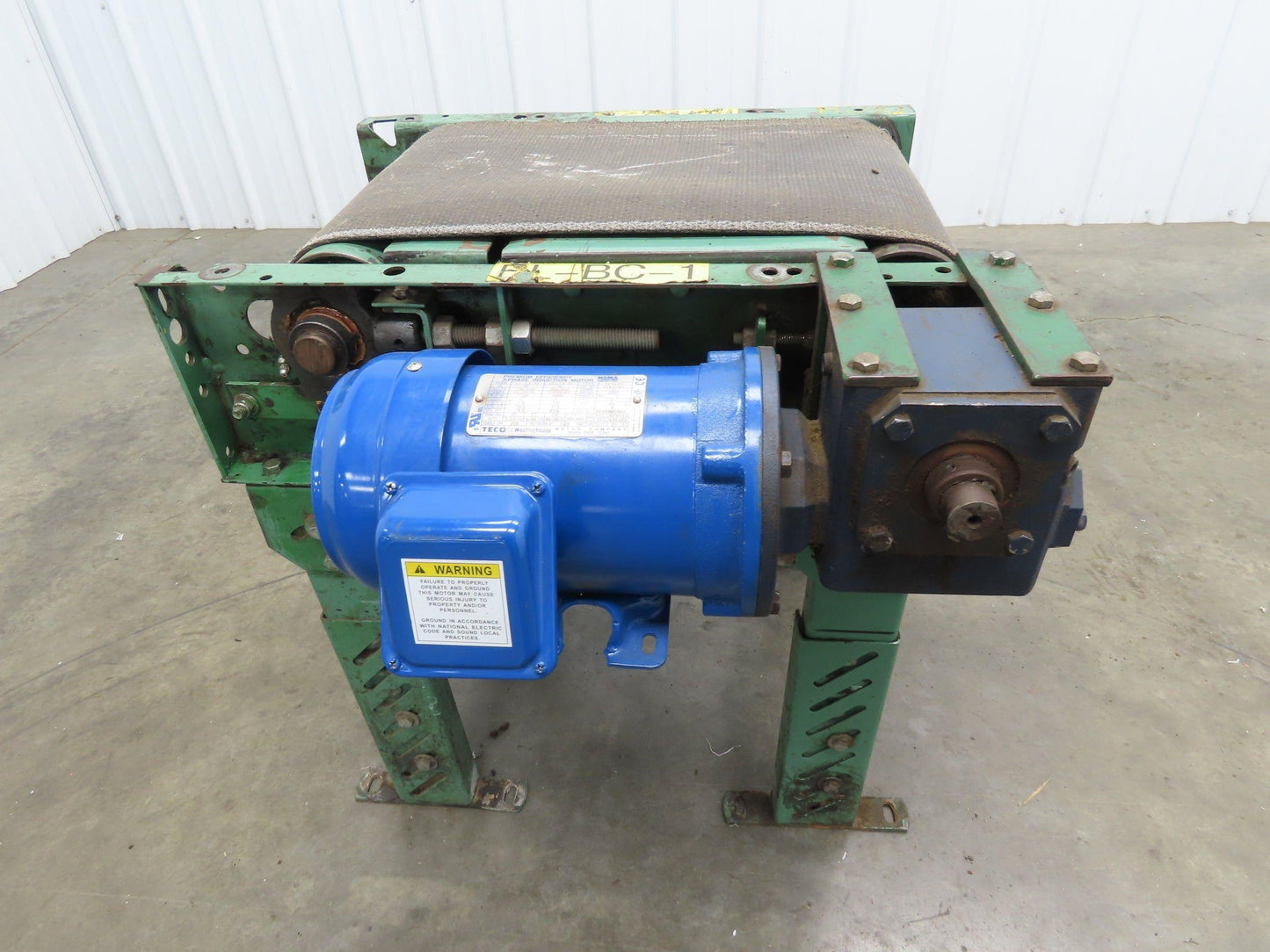 Roach 18"x 24"L Small Slider Bed Conveyor 12" Belt .5Hp 230/460V 3PH 80 FPM