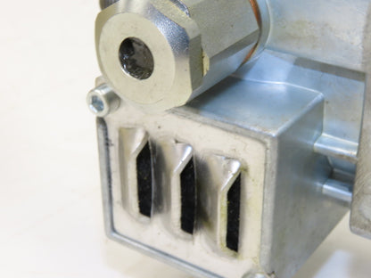 Lincoln 082716 Pneumatic 50:1 Grease Pump 25-50Lb Drum 150psi Air Motor