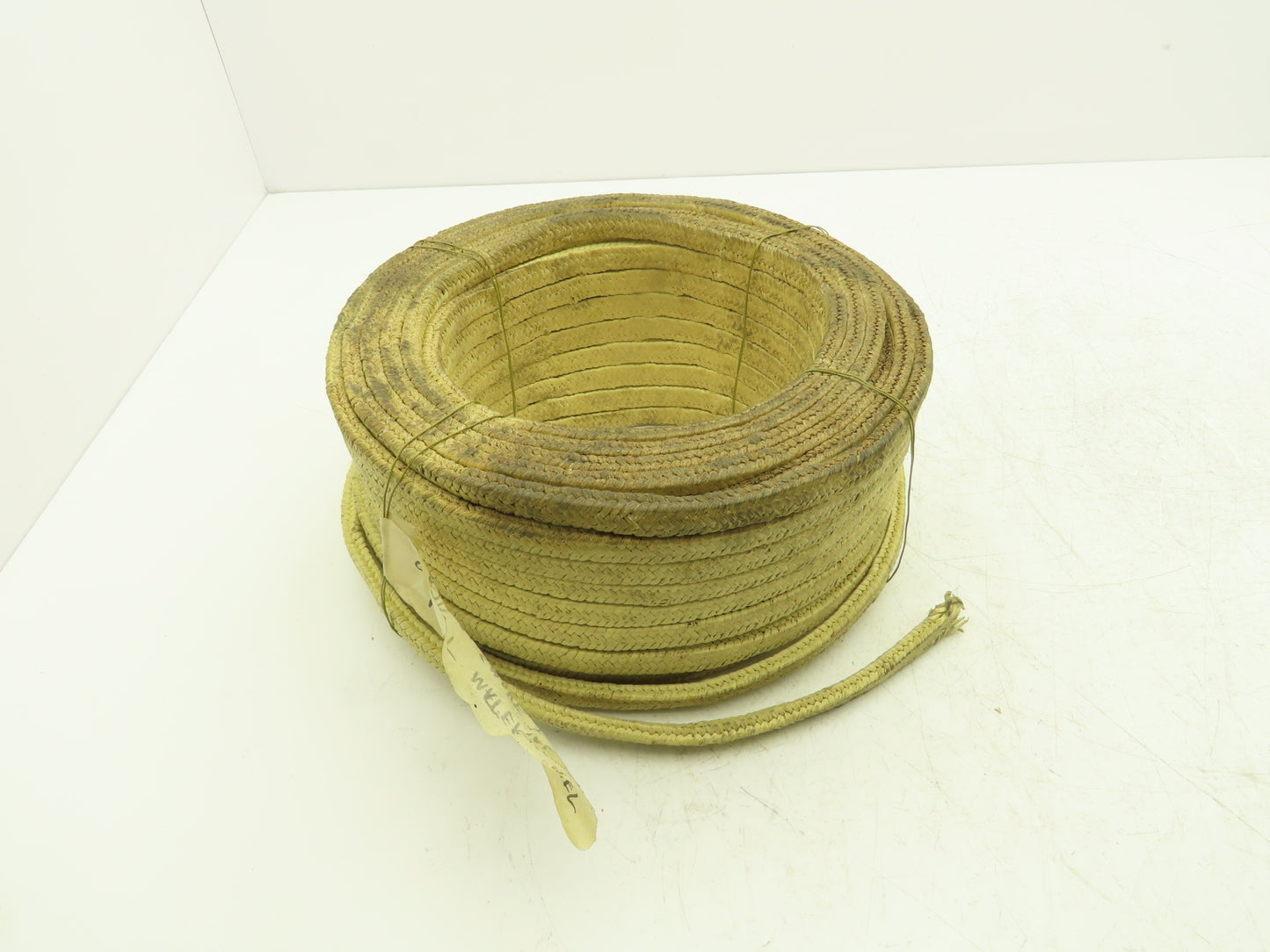 1/2" x 1/4" x 100' Roll Fiberglass Fiber Rope Round Braided Gasket Seal