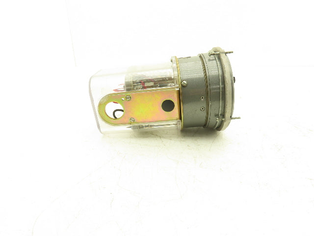 Dwyer 3001C Photohelic Pressure Switch Gauge 25PSI 120F 1" Of Water 117V