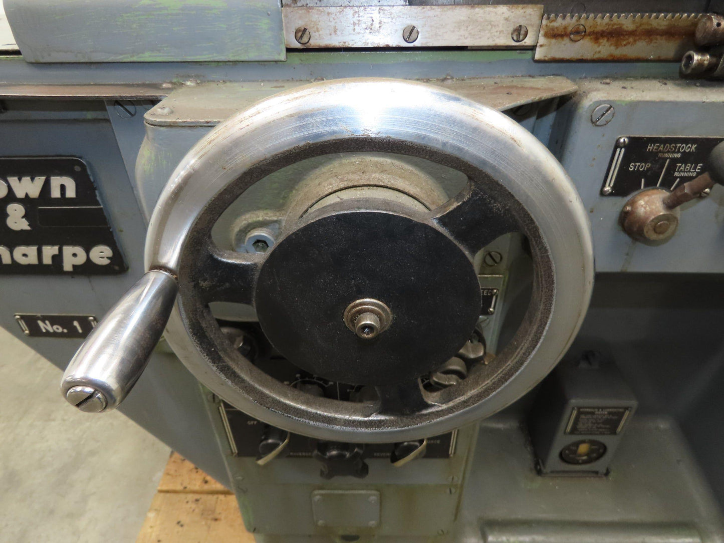 Brown Sharpe No 1 10" x 20" Cylindrical Grinder 230V 3Ph Horizontal Surface