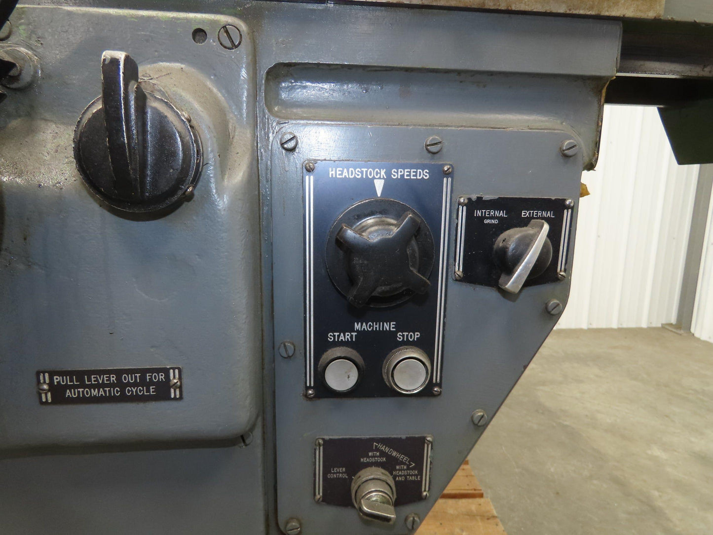 Brown Sharpe No 1 10" x 20" Cylindrical Grinder 230V 3Ph Horizontal Surface