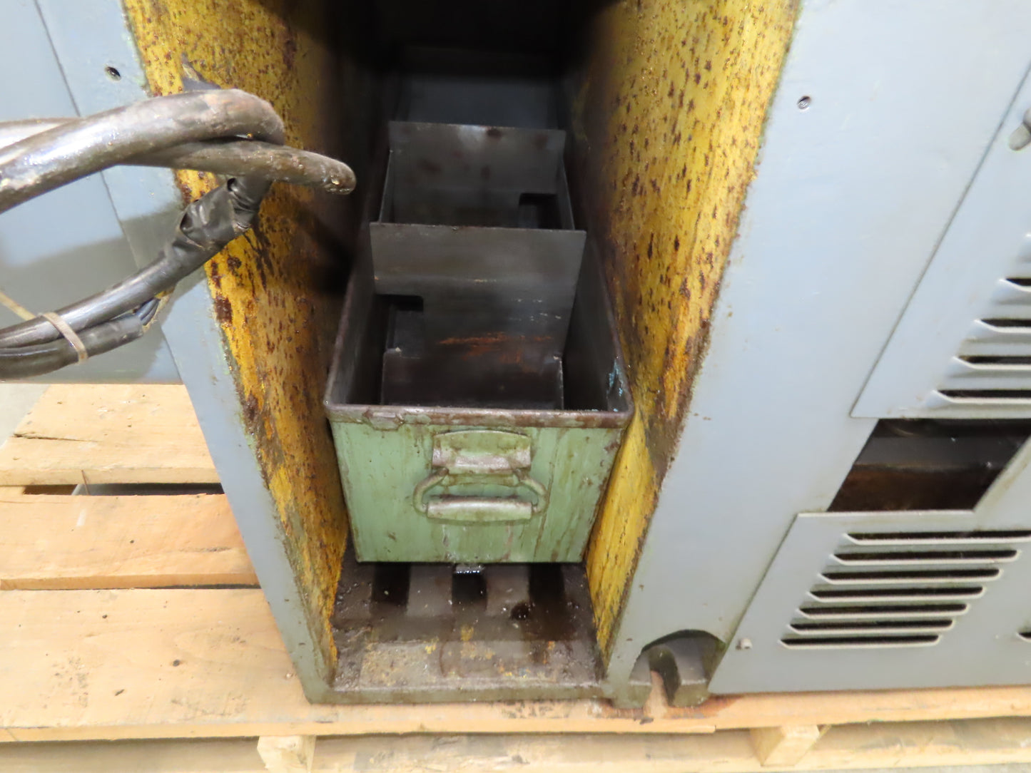 Brown Sharpe No 1 10" x 20" Cylindrical Grinder 230V 3Ph Horizontal Surface