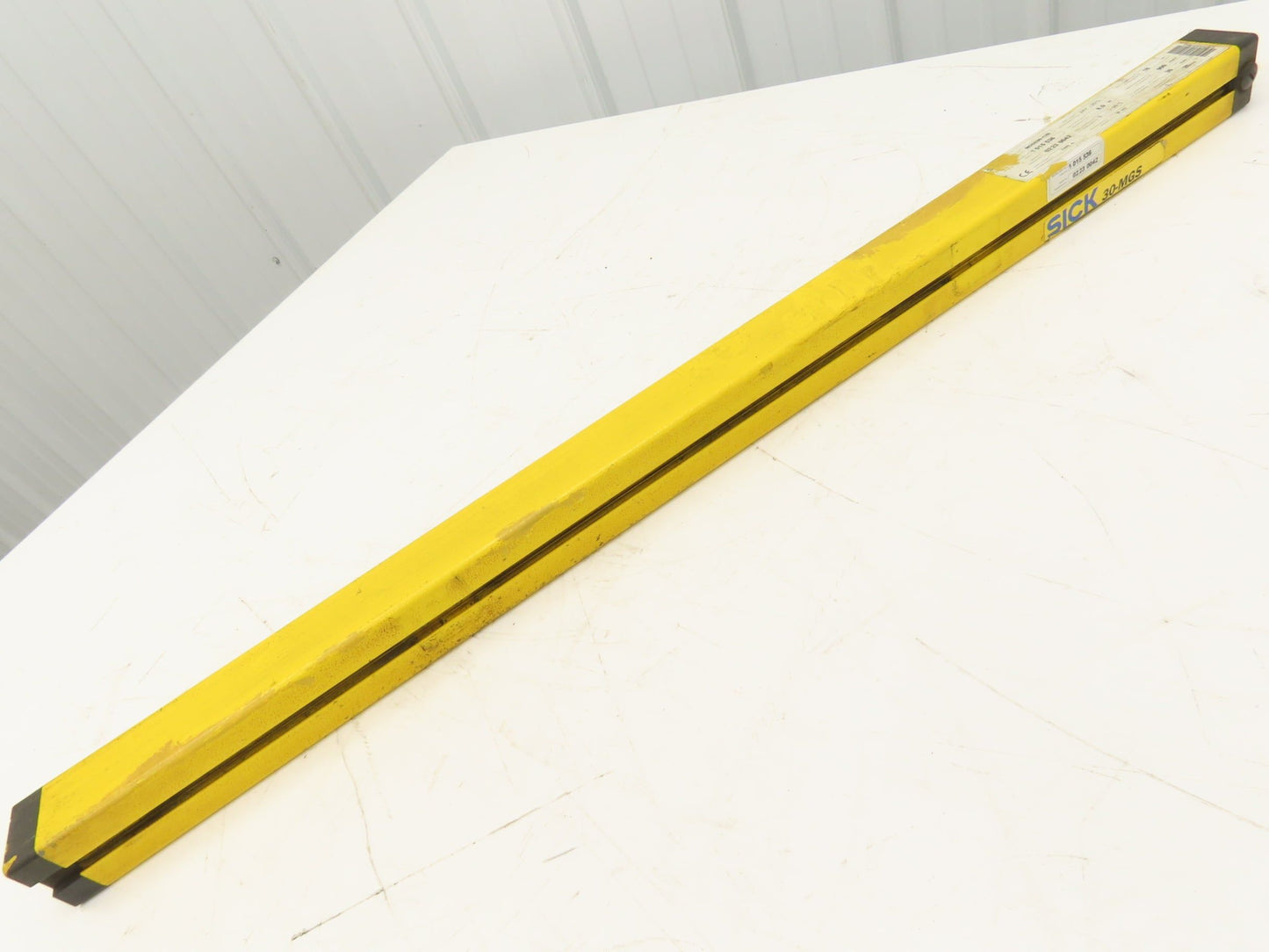 Sick MGSE90-12B MGSE90-12B Safety Light Curtain Receiver 900mm