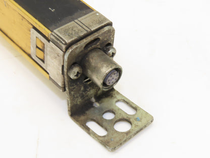 Omron F3SN-A1072P25-L-01 Safety Light Curtain Emitter 1072mm Protected Height