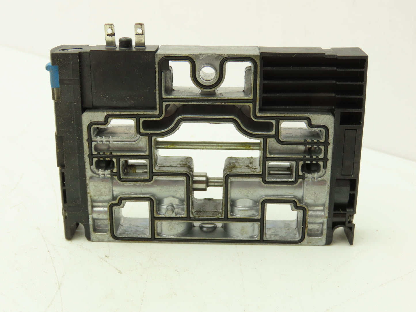 Festo CPV14-M1H-5LS-1/8 Pneumatic Air Solenoid Valve 24VDC Lot of 5