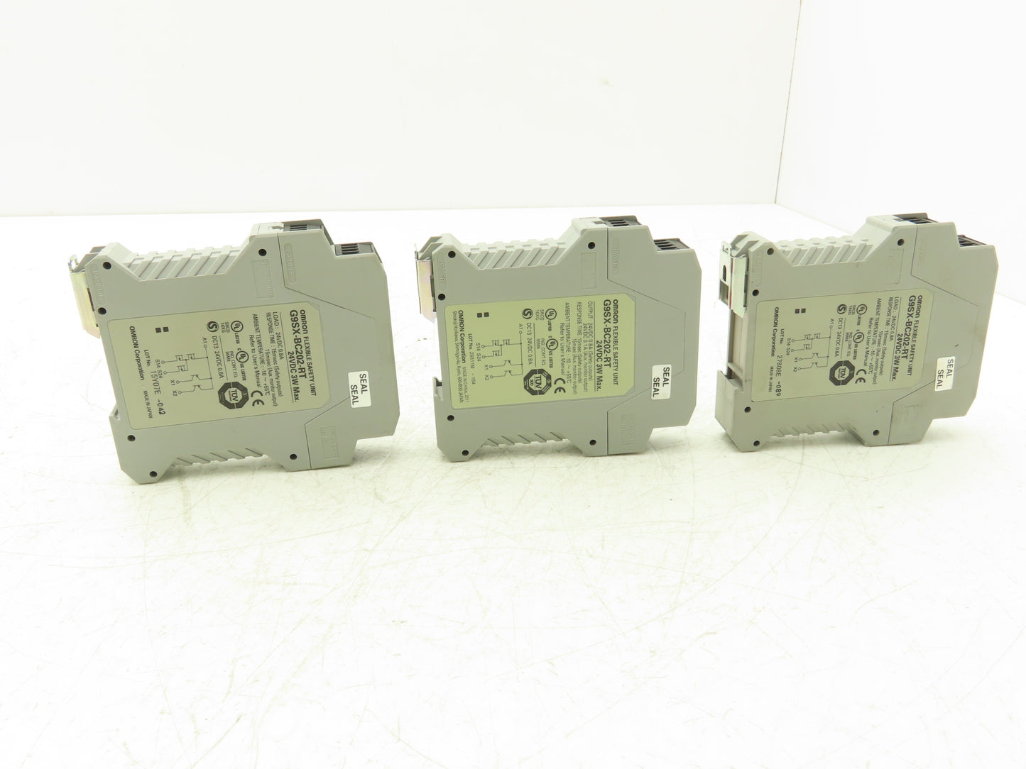 Omron G9SX-BC202-RT Flexible Safety Unit 24VDC 0.8A Lot of 3