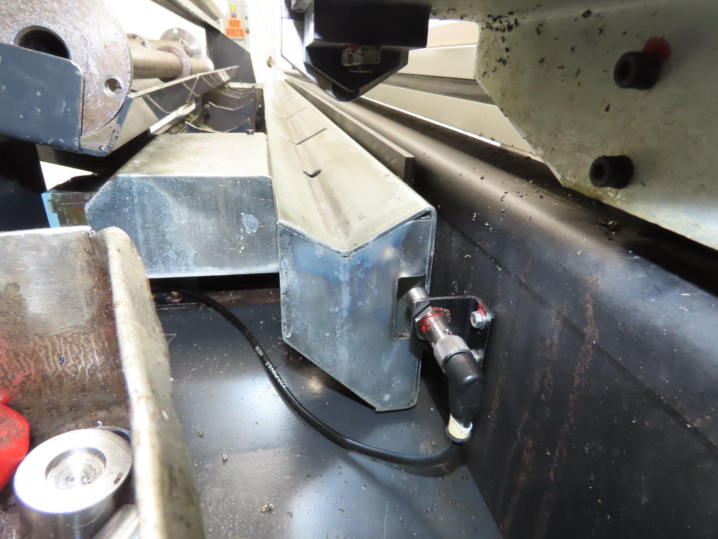 SMW Spac 2003 2003 SpaceSaver Bar Feeder 6-80mm Dia 60" Max Length Lathe Feed