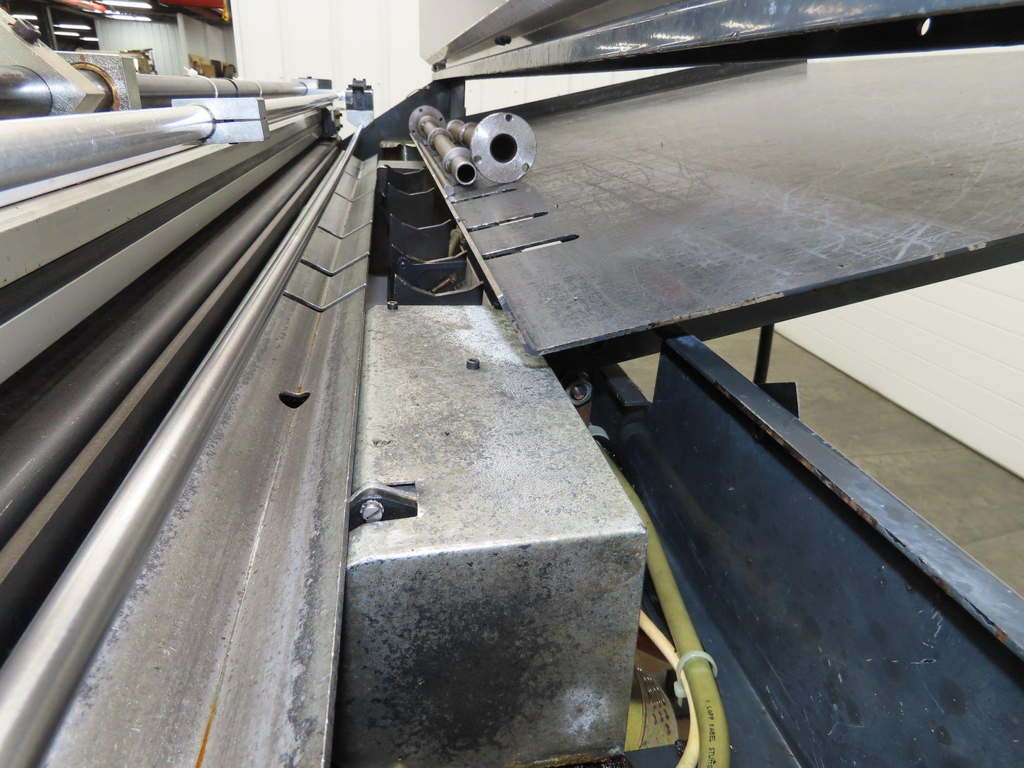 SMW Spac 2003 2003 SpaceSaver Bar Feeder 6-80mm Dia 60" Max Length Lathe Feed