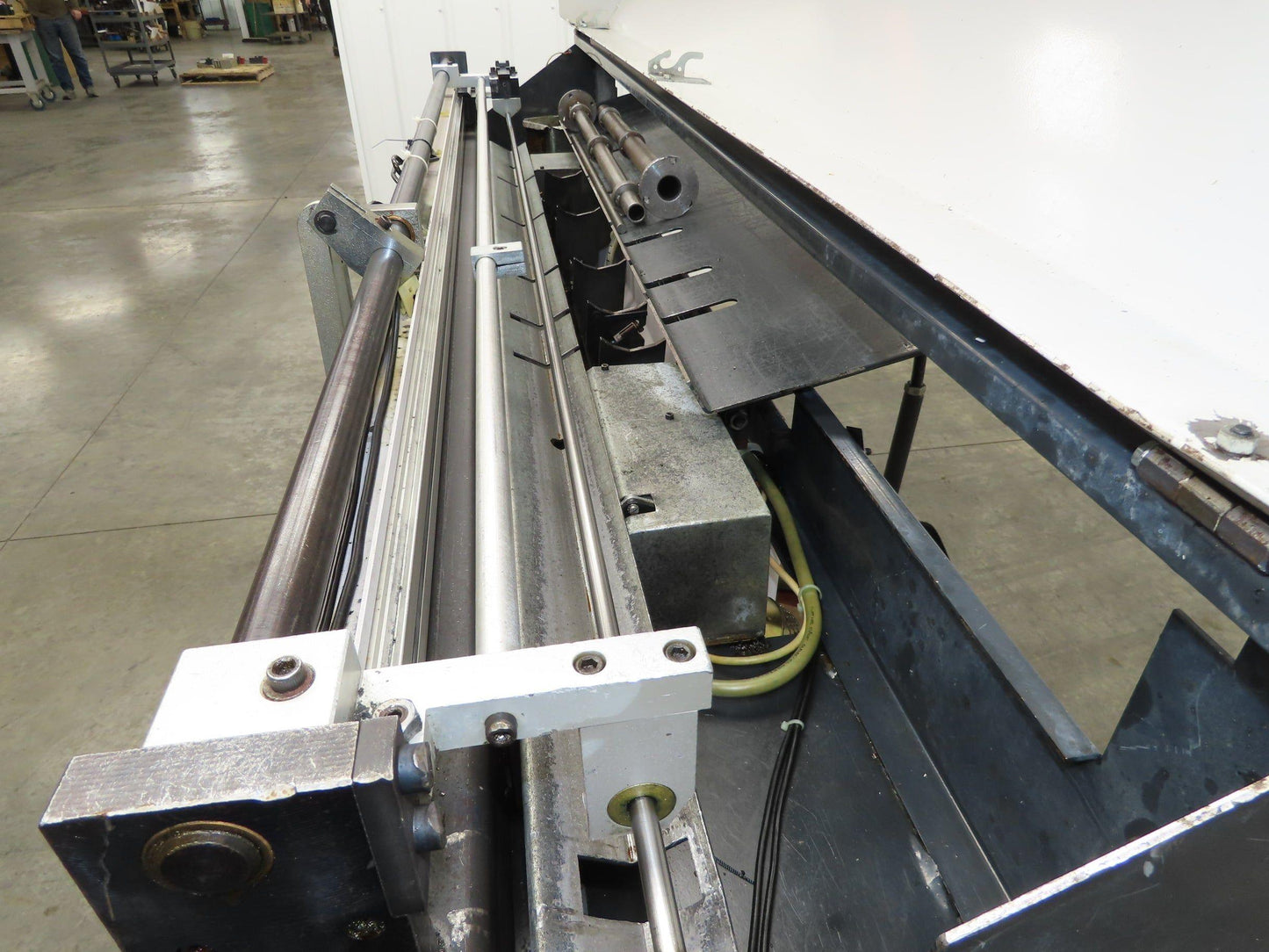 SMW Spac 2003 2003 SpaceSaver Bar Feeder 6-80mm Dia 60" Max Length Lathe Feed