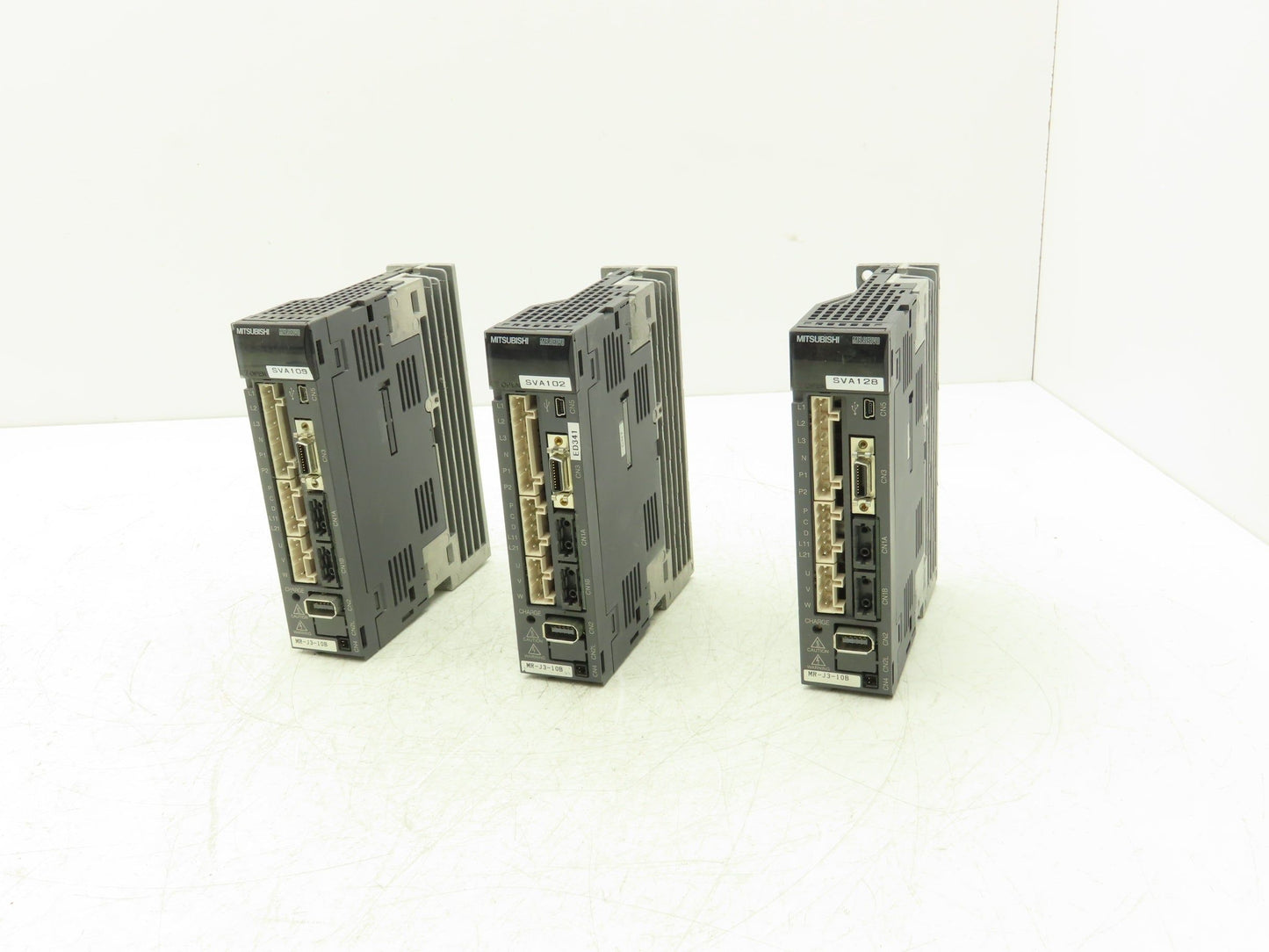 Mitsubishi MR-J3-10B Melservo AC Servo Drive 100W 170V 1.1A Output Lot of 3