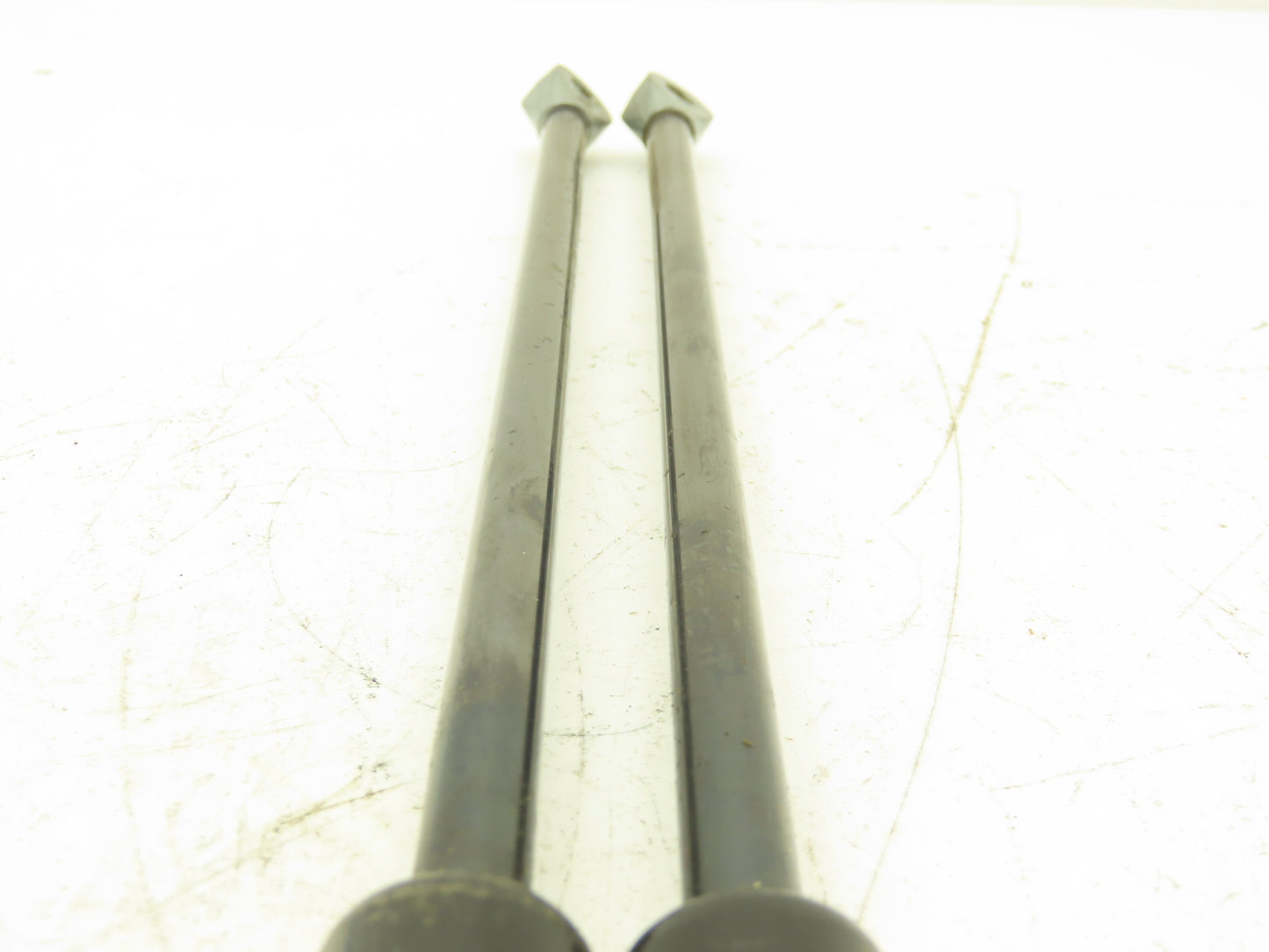 Suspa C16-31610 Gas Spring Shock Absorber Strut 25.5" Lot of 2