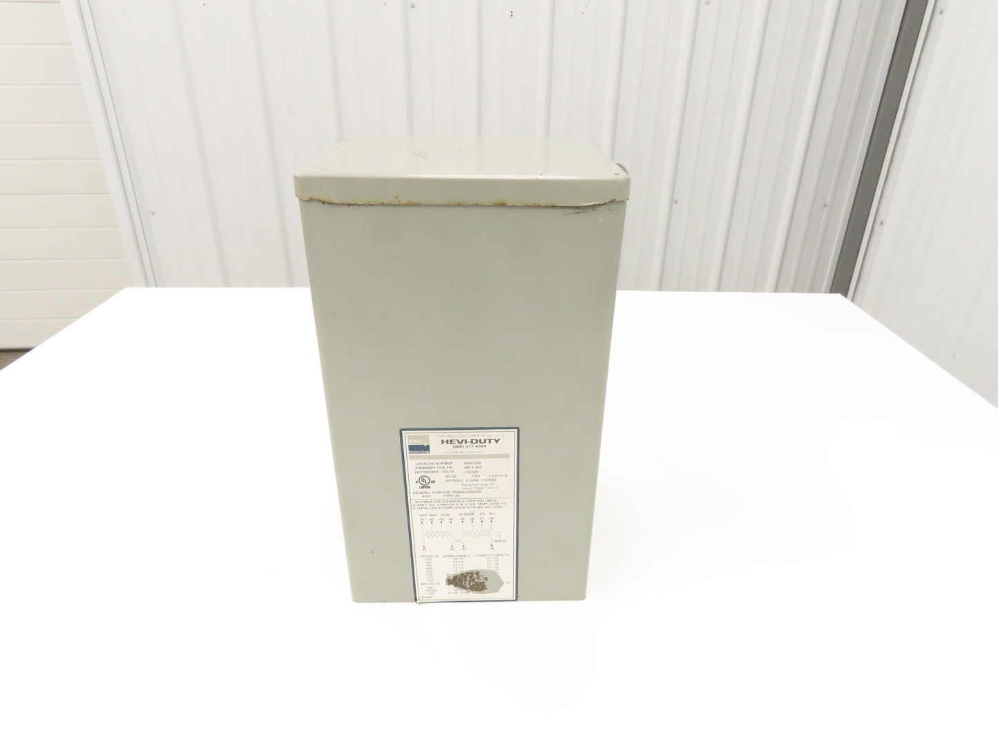 Sola Hevi-Duty HS5F3AS Transformer 3kva 1PH 240/480HV 120/240LV Type 3R