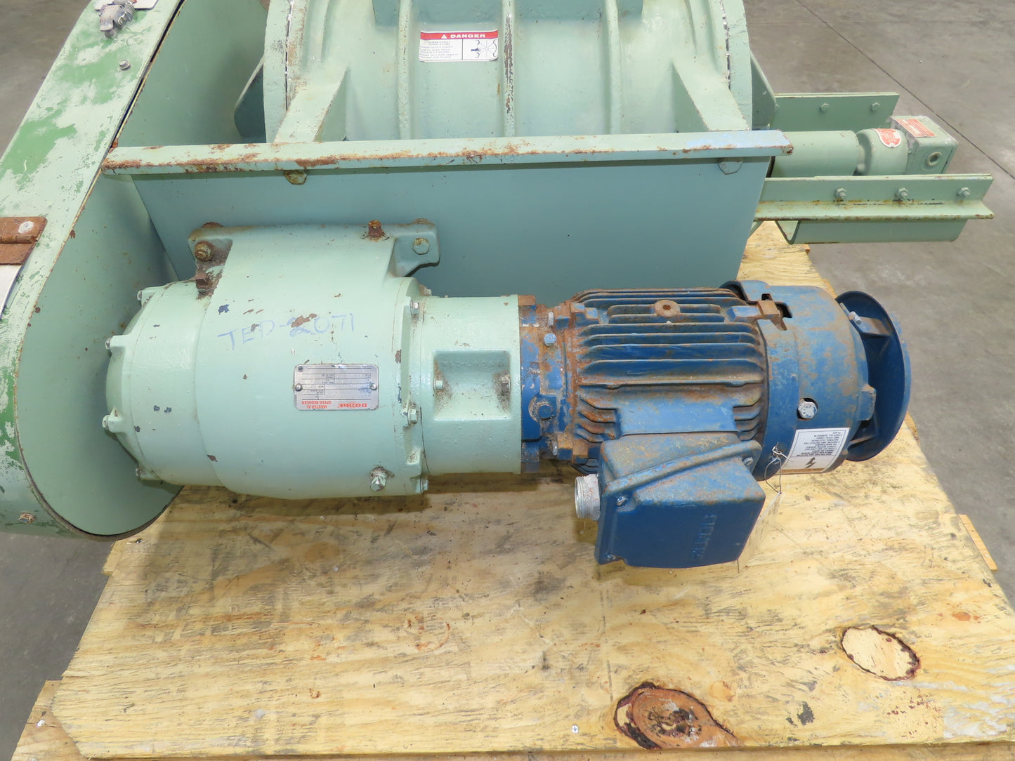 Andritz 1614MSI Sprout Bauer Rotary Air Lock 16x14" Chain Drive 5RPM 230/460V