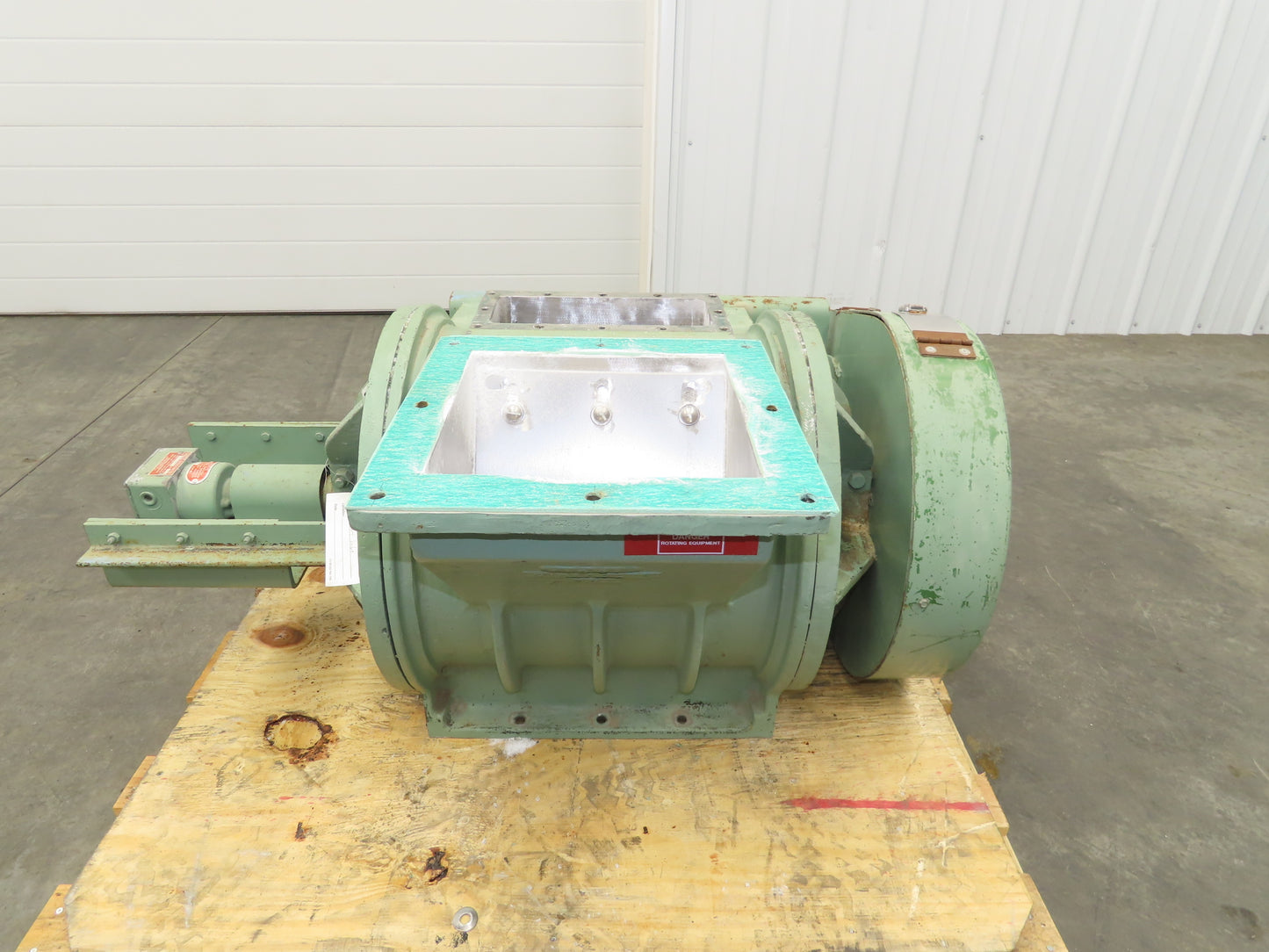 Andritz 1614MSI Sprout Bauer Rotary Air Lock 16x14" Chain Drive 5RPM 230/460V