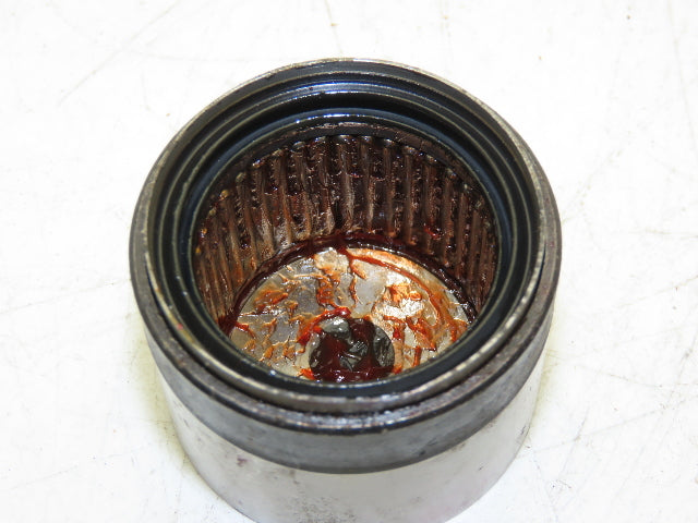 GWB 587.30 Spicer Universal U-Joint Cross Bearing 50mm x 131.7mm