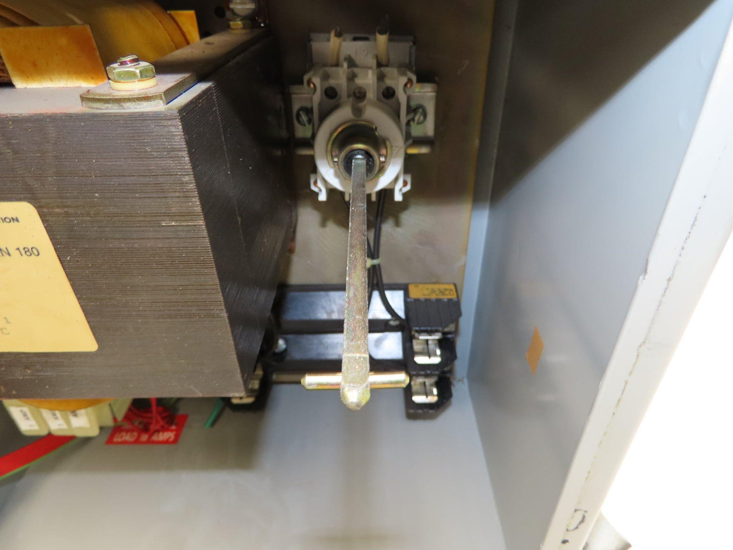 Daykin GPFS-01 Stepdown Power Transformer 2000VA HV 480 LV 120 1PH 16.6A