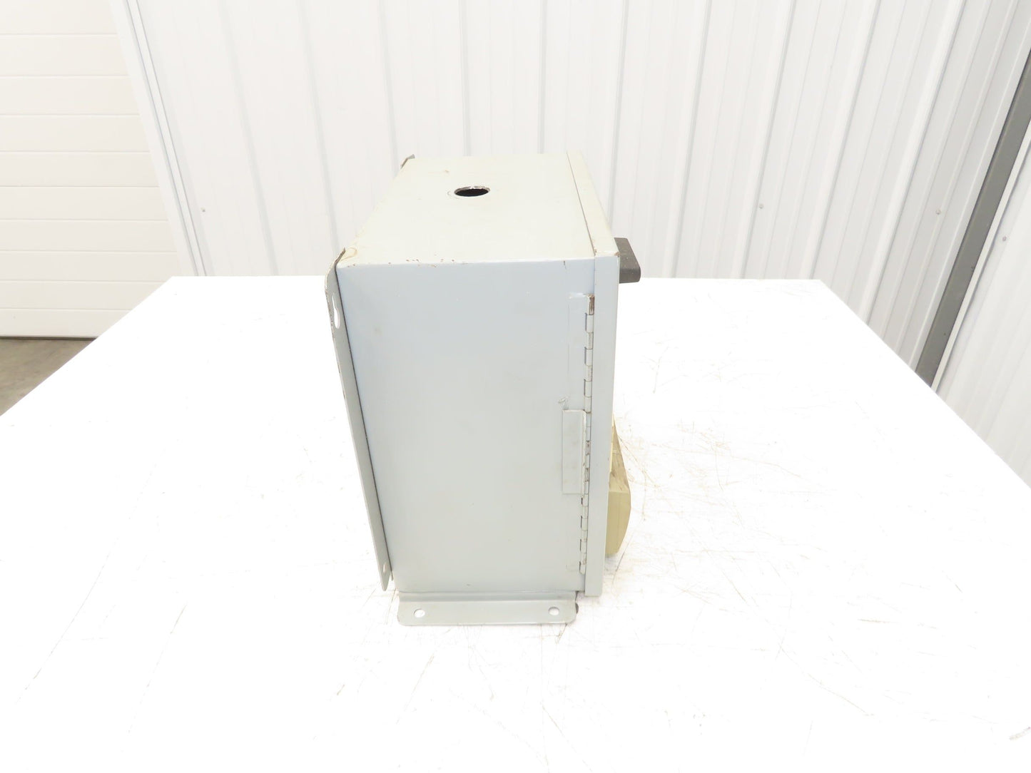 Daykin GPFS-01 Stepdown Power Transformer 2000VA HV 480 LV 120 1PH 16.6A