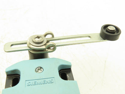 Siemens 3SE5 122-0PB01 Limit Switch With Adjustable Arm & Spring Return