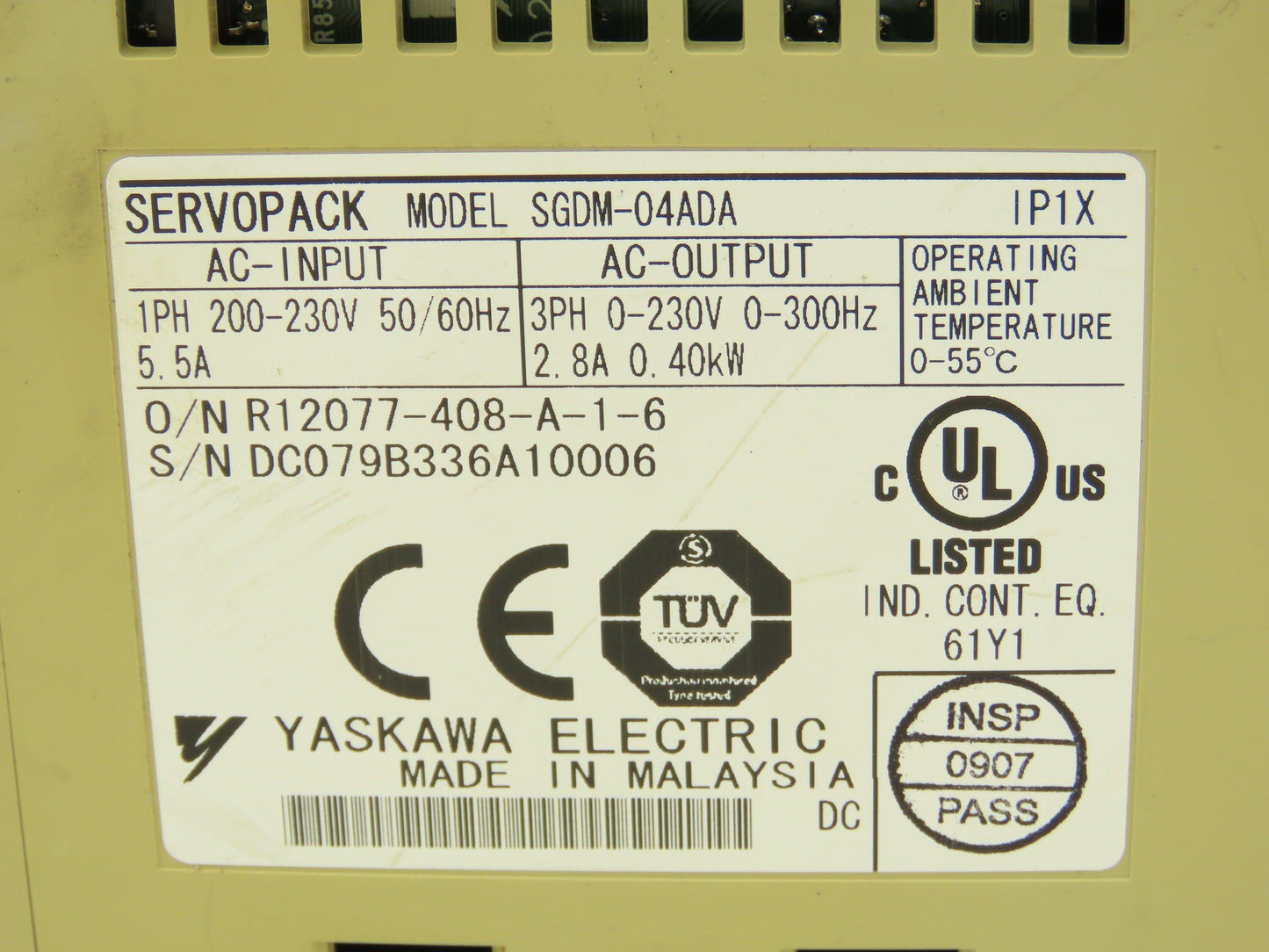 Yaskawa SGDM-04ADA ServoPack Servo Drive 1Ph 230V In 0.4kW 230V 2.8A 300Hz Out