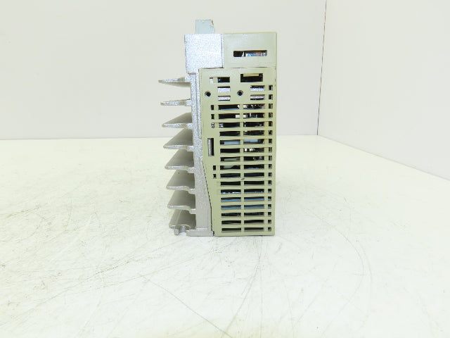 Yaskawa SGDM-04ADA ServoPack Servo Drive 1Ph 230V In 0.4kW 230V 2.8A 300Hz Out