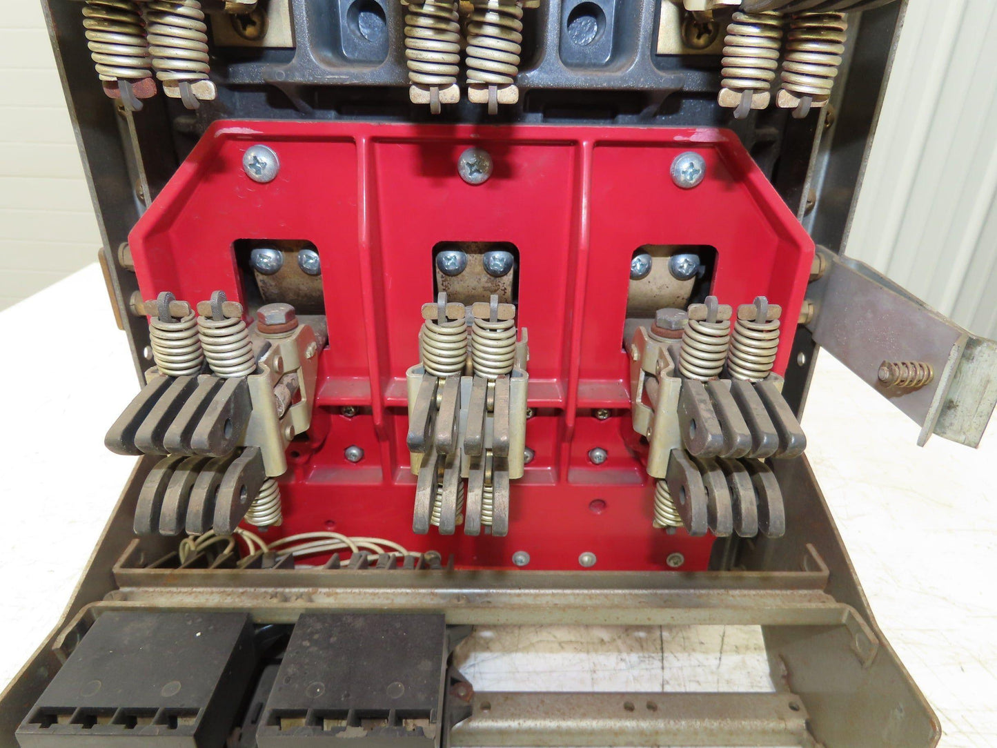 ABB K-600S Low Voltage Power Air Circuit Breaker 600A 600V Solid State Trip