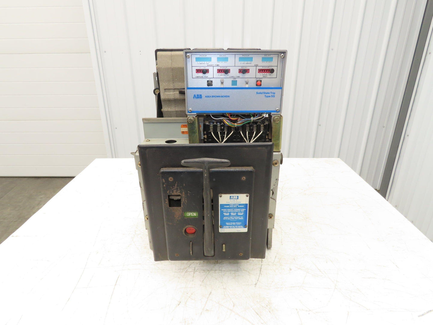 ABB K-600S Low Voltage Power Air Circuit Breaker 600A 600V Solid State Trip